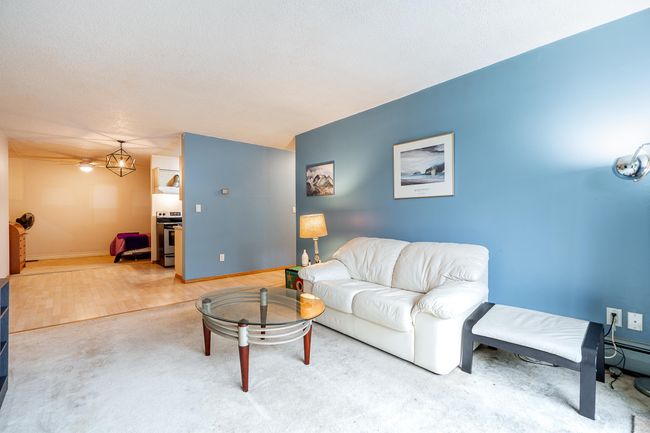 207 - 310 E 3 Rd Street, Condo with 1 bedrooms, 1 bathrooms and 1 parking in North Vancouver BC | Image 5