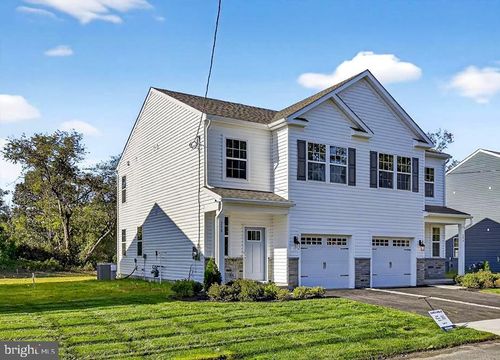 208 Bentz Ave, Villas, NJ, 08251-2205 | Card Image