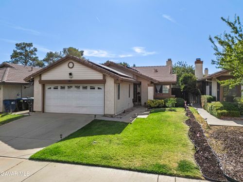 37046 Vista Leon, Palmdale, CA, 93550 | Card Image