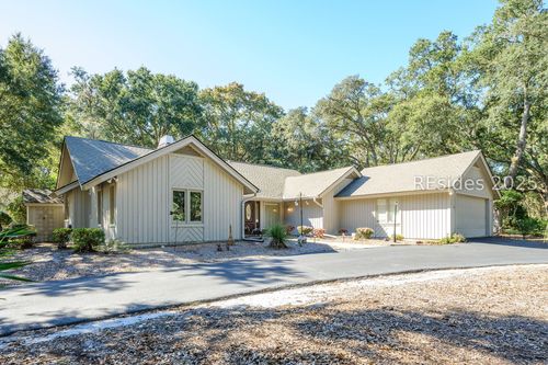 27 Barony Ln, Hilton Head Island, SC, 29928-5563 | Card Image