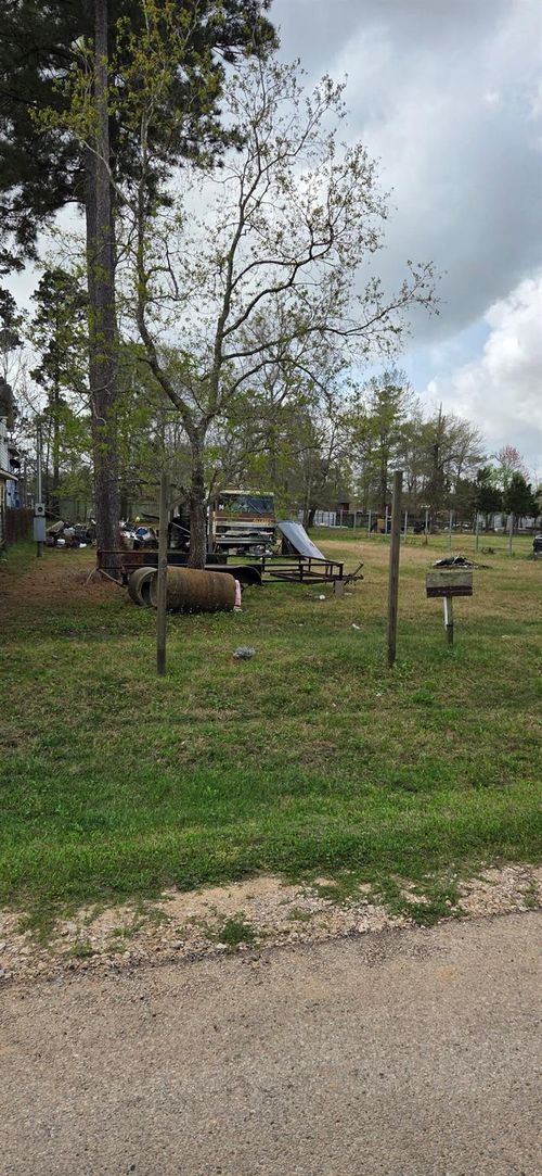 1292 County Road 3479j, Cleveland, TX, 77327-2448 | Card Image