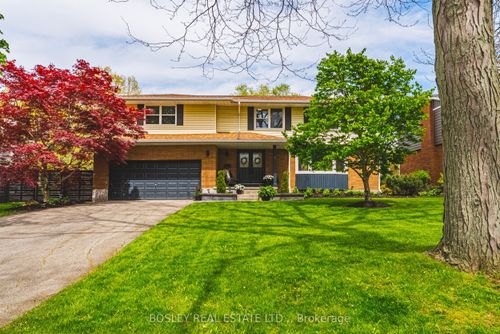 7 Rusholme Cres, St. Catharines, ON, L2T3V3 | Card Image