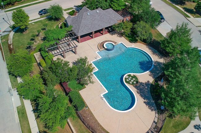 Community Pool and Clubhouse | Image 37