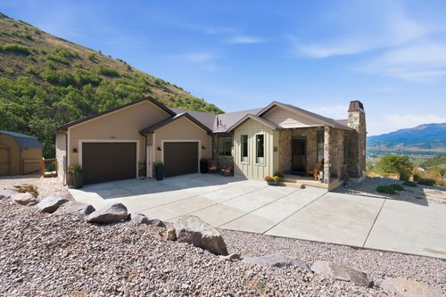 101-1306 Maple Dr, Huntsville, UT, 84317-9100 | Card Image