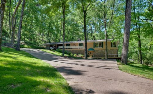945 Forest Acres Ct, Nashville, TN, 37220-1803 | Card Image