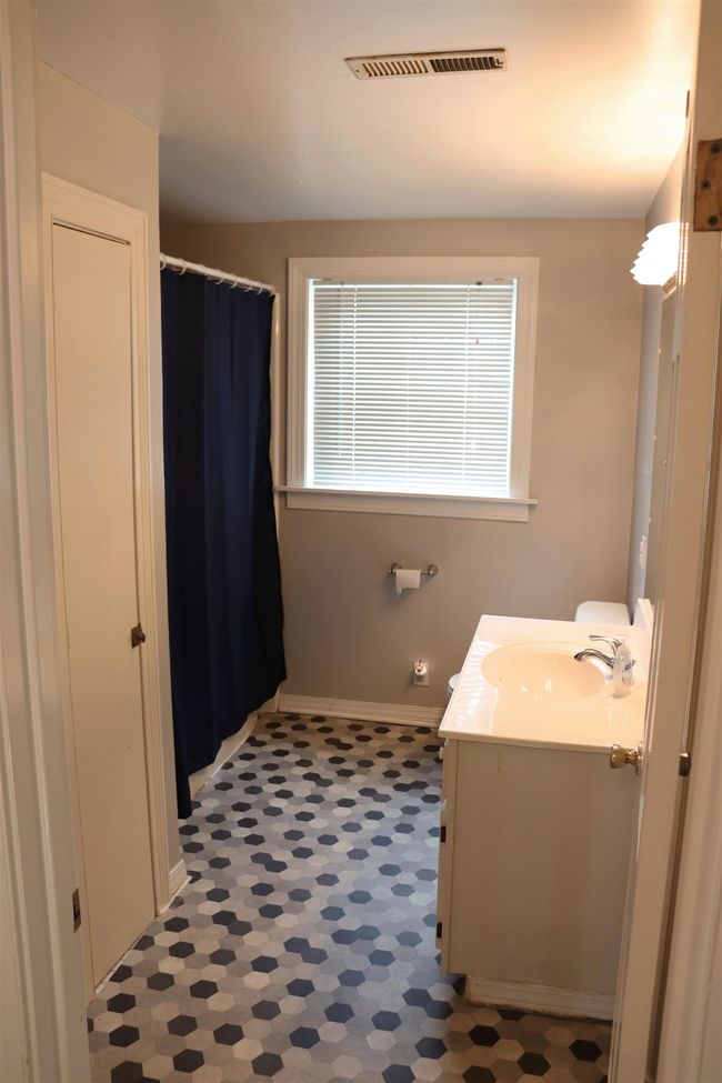 805 River Bluff Dr, House other with 5 bedrooms, 2 bathrooms and null parking in Sheffield AL | Image 19