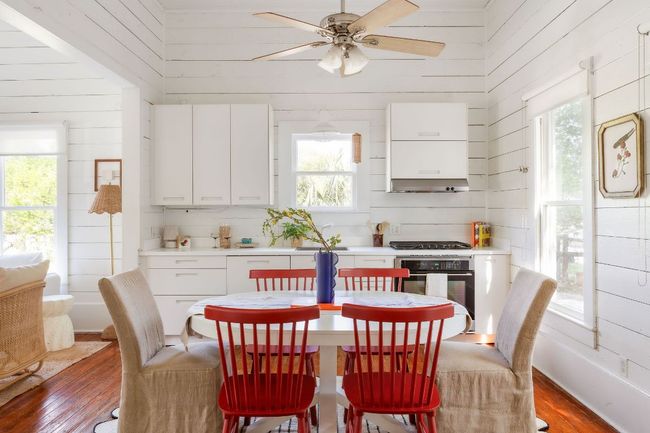 1211 E 13 Th St, House other with 2 bedrooms, 1 bathrooms and 1 parking in Austin TX | Image 17