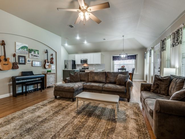 Living area looking towards the kitchen and dining | Image 5