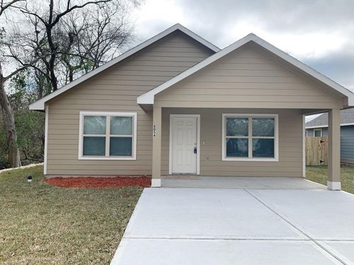 3902 Bennington St, Houston, TX, 77016-6706 | Card Image