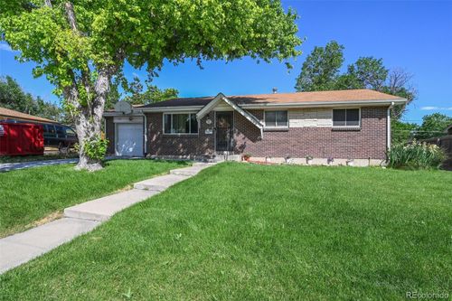 8250 Chase Way, Arvada, CO, 80003-1818 | Card Image