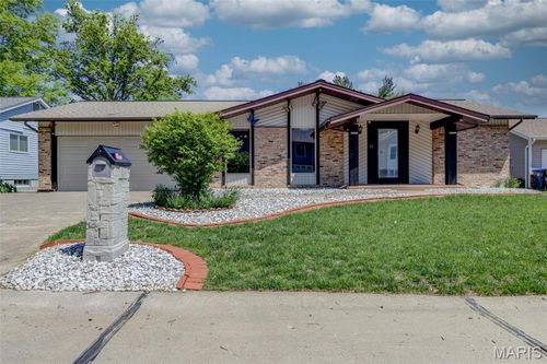 30 Gateswood Dr, Saint Peters, MO, 63376-1244 | Card Image