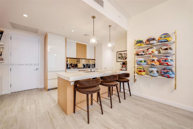 UNIT-1902 - 2831 S Bayshore Dr, Condo with 2 bedrooms, 2 bathrooms and null parking in Coconut Grove FL | Image 19