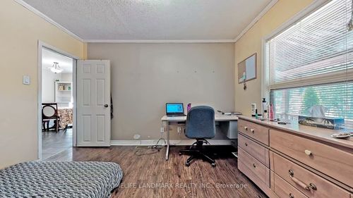 309 Bowman St, Hamilton, ON, L8S2V4 | Card Image