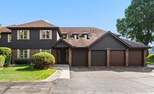 a-2531 E Lakeshore Dr, Crown Point, IN, 46307-7022 | Card Image