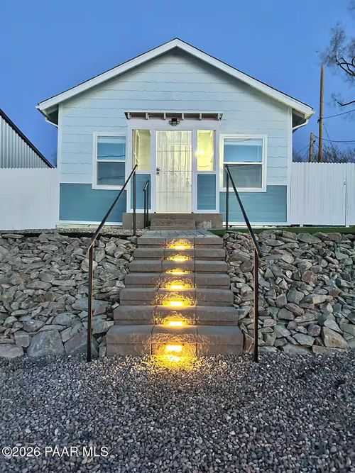 609 S Granite St, Prescott, AZ, 86303-4291 | Card Image