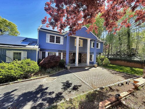 25 Lisa Dr, Dix Hills, NY, 11746-5133 | Card Image