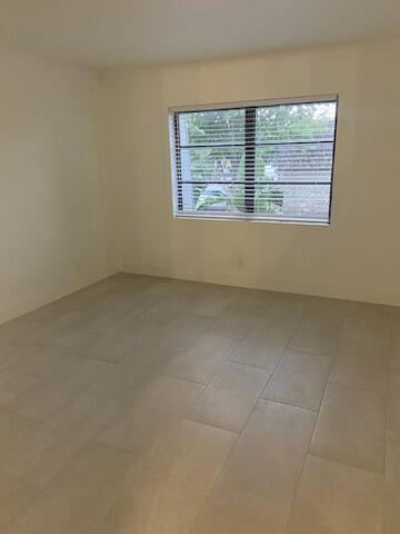 Residential Lease in Oakland Park 5