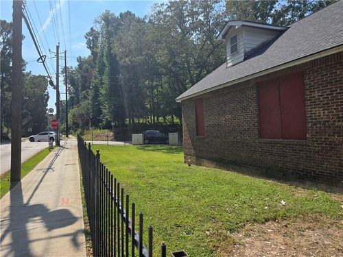 556 Bolton Rd Nw, Atlanta, GA, 30331-3505 | Card Image