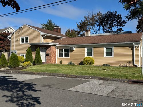 6 Goodwin St, Stamford, CT, 06906-1725 | Card Image