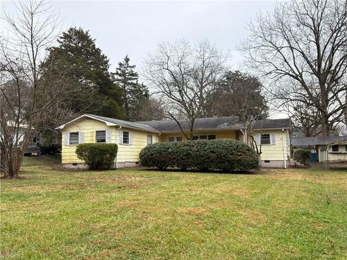 220 Dameron St, Star, NC, 27356-7988 | Card Image