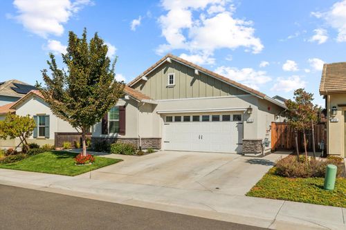 613 Brooklyn Ct, Lincoln, CA, 95648-7887 | Card Image