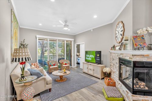 211-7887 N 16th St, Phoenix, AZ, 85020-4417 | Card Image