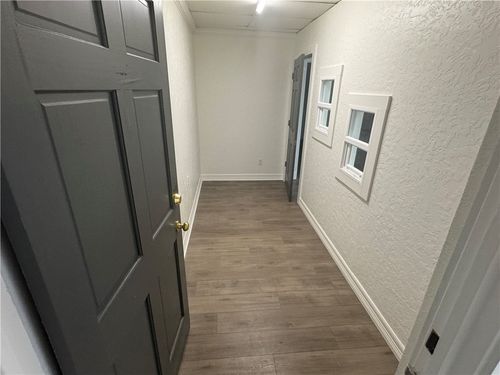 201-307 S Main St, Bryan, TX, 77803-6948 | Card Image