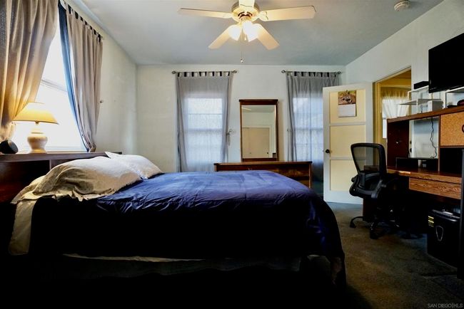 7553 Cuyamaca Ave, House other with 3 bedrooms, 2 bathrooms and 3 parking in Lemon Grove CA | Image 8