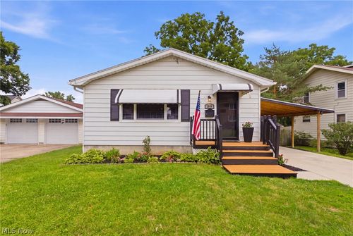 2849 Hudson Dr, Cuyahoga Falls, OH, 44221-1973 | Card Image