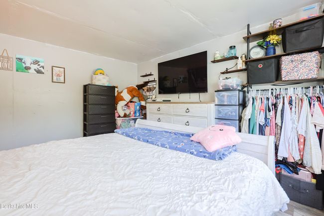 18 Apache Dr, House other with 2 bedrooms, 1 bathrooms and 2 parking in North Adams MA | Image 14