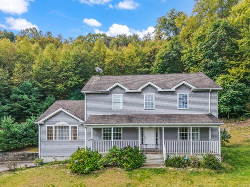 128 Melbourne Ct, Naugatuck, CT, 06770-3747 | Card Image