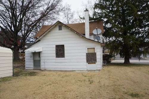 109 S Washington St, Sparta, IL, 62286-1360 | Card Image