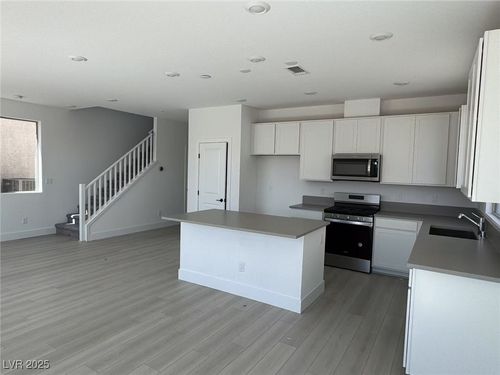 5773 Avondale Rise Way, Las Vegas, NV, 89141-9068 | Card Image