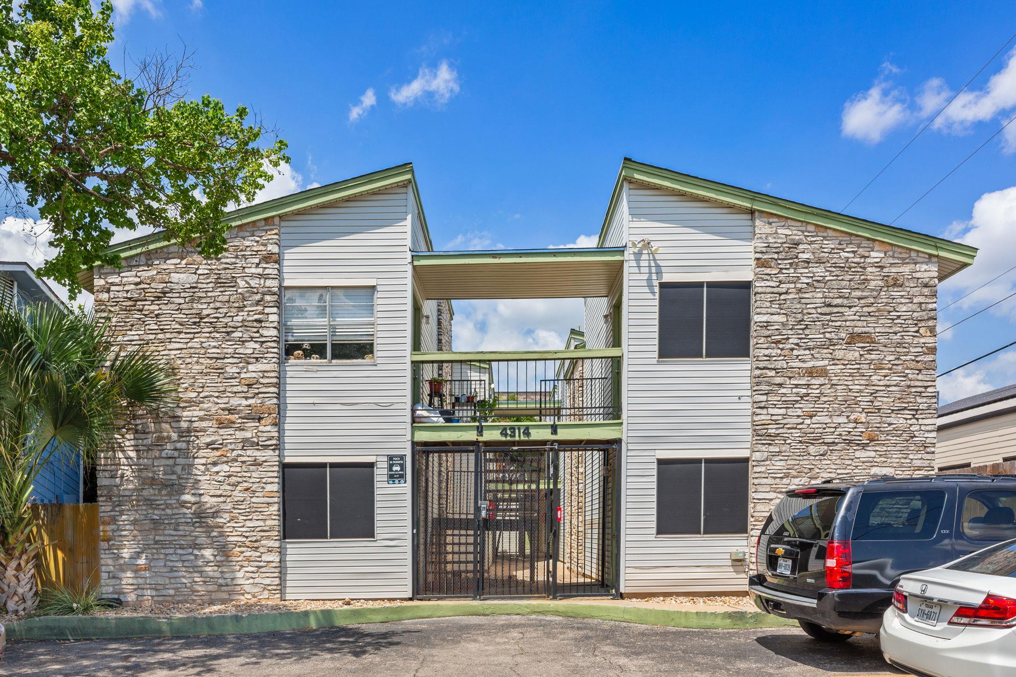 Commercial Sale in Austin