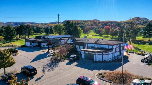 W7665 Sylvester Road, Holland, WI, 54636 | Card Image