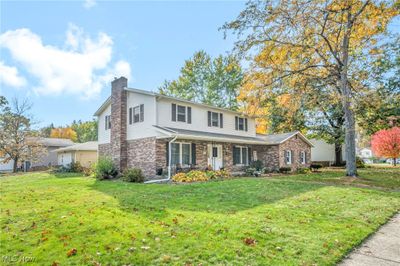 Front facade featuring a front lawn | Image 2