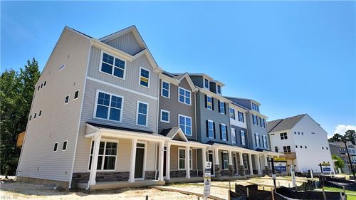 2020 Stanford Ln, Newport News, VA, 23608-7779 | Card Image