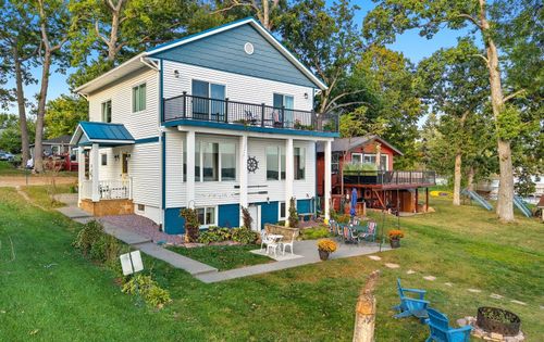 E13609 Idlewild Road, MERRIMAC, WI, 53561 | Card Image