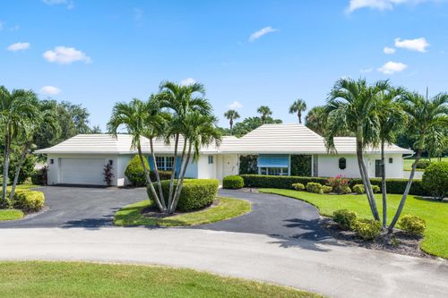 4 Country Club Cir, Village Of Golf, FL, 33436-5605 | Card Image
