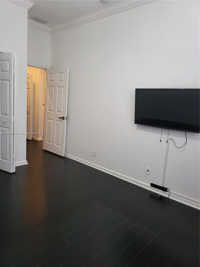UNIT-35 - 545 Sw 18 Th Ave, Townhouse with 3 bedrooms, 3 bathrooms and null parking in Fort Lauderdale FL | Image 39