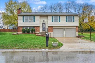 6311 Silverbell Court, House other with 3 bedrooms, 2 bathrooms and null parking in Clayton OH | Image 1