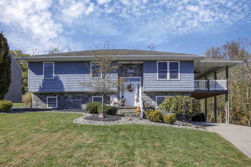 825 Edgehill Dr, Logan, OH, 43138-9651 | Card Image