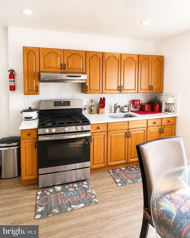 Residential in PENNSAUKEN 2