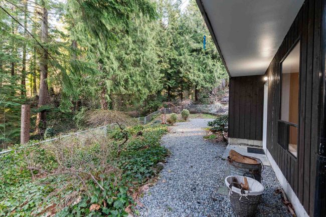 665 Foresthill Place, House other with 5 bedrooms, 3 bathrooms and 6 parking in Port Moody BC | Image 39