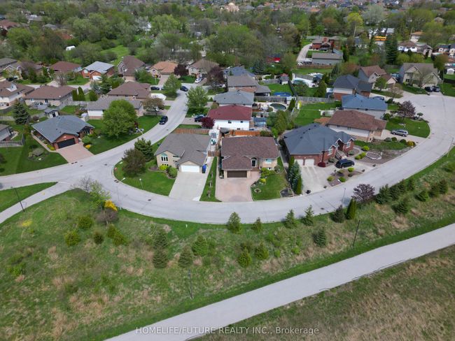 4738 Shadetree Crt, House other with 5 bedrooms, 3 bathrooms and 4 parking in Windsor ON | Image 38