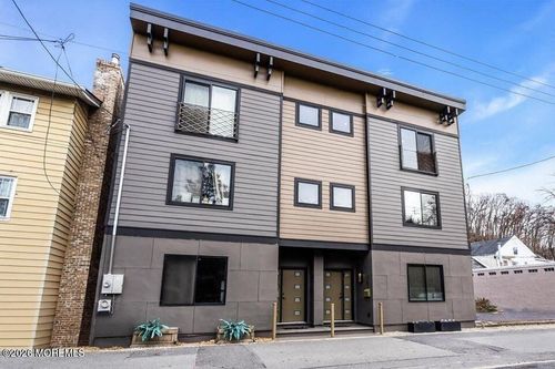 10 Mccready Aly, Lambertville, NJ, 08530-2107 | Card Image