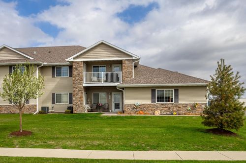 204-440 E Franklin Street, Eldridge, IA, 52748 | Card Image