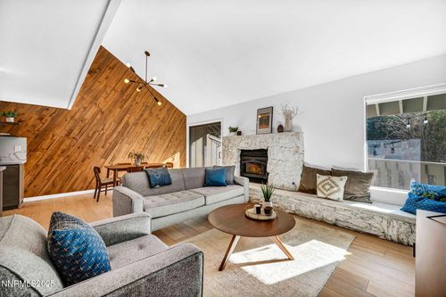 apt-31-696 Village Blvd, Incline Village, NV, 89451-9017 | Card Image