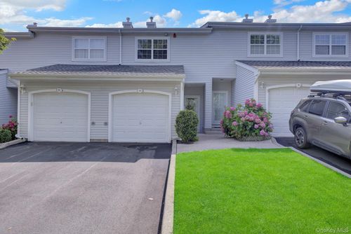 193 Windward Dr, Port Jefferson, NY, 11777-2332 | Card Image