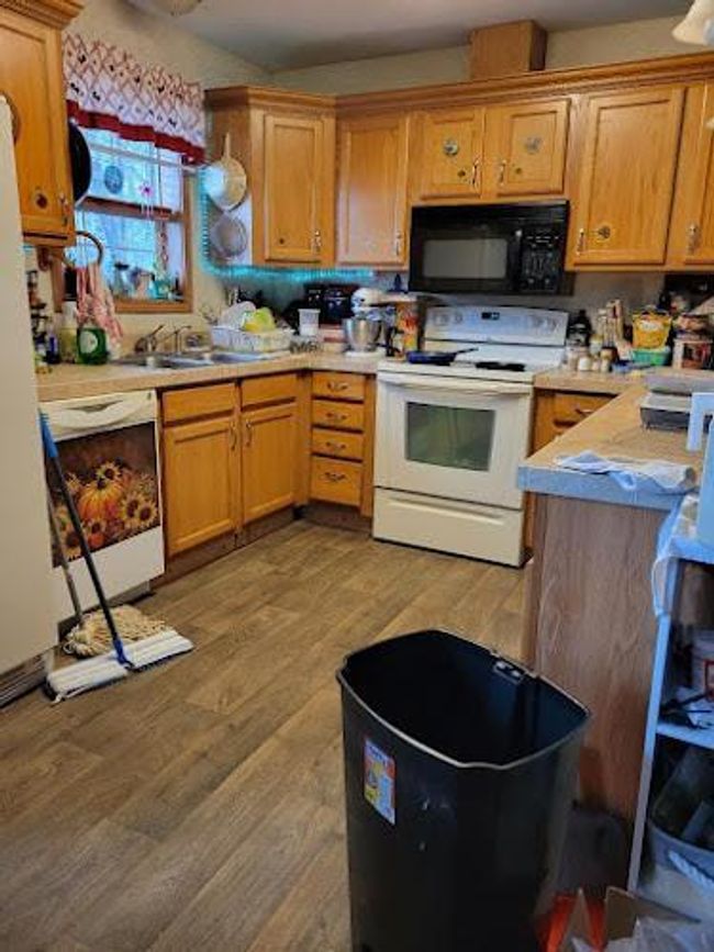 kitchen 1 1524.jpg | Image 16